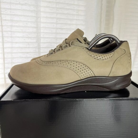 SAS Walk Easy Orthopedic Cofort Shoes Womens Size 9 N Tan Nubuck Oxford GUC - Picture 1 of 9